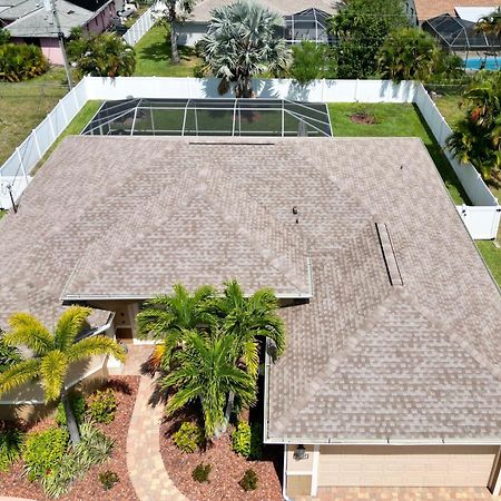 Villa Holiday Sunrise Cape Coral Exterior photo